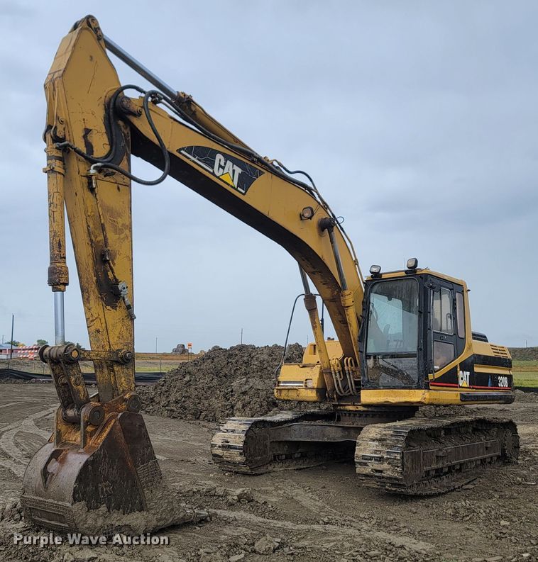 Caterpillar 320B  excavator - JW9638