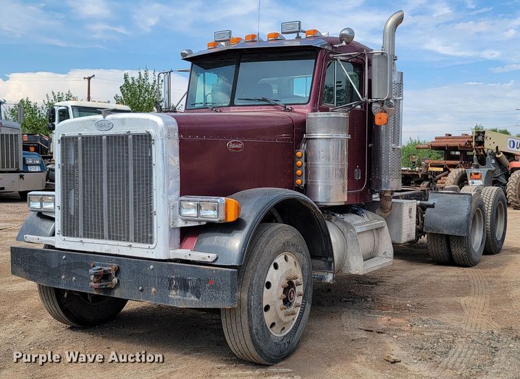 1996 Peterbilt 379  semi truck - JW9657