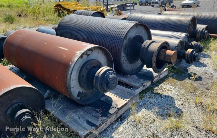 Approximately 5 conveyor rollers  - LS9762