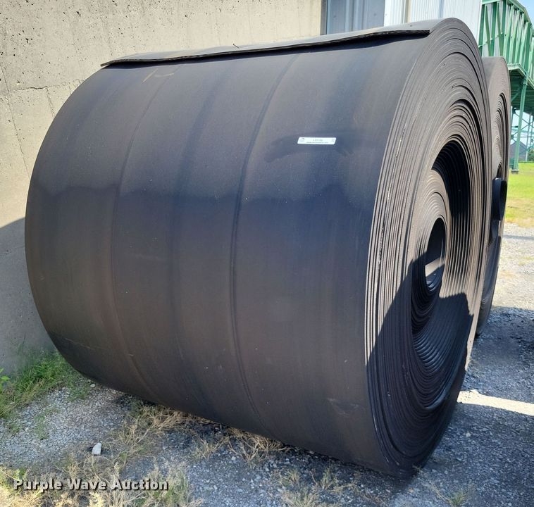 Approximately 950' conveyor belt - LS9766