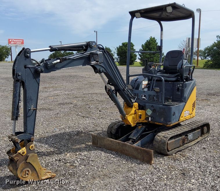 2010 John Deere 17D  mini excavator - LV9057