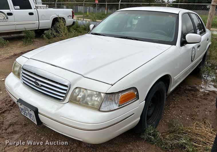 1999 Ford Crown Victoria Police Interceptor - DK2532