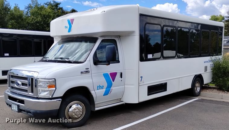 2015 Turtle Top  shuttle bus - DK8783