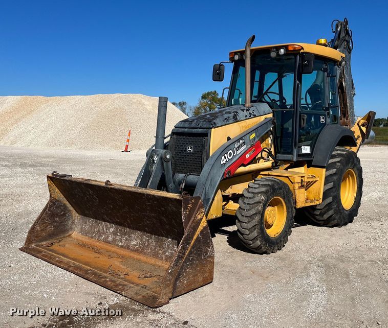 2009 John Deere 410J  backhoe - DP2072