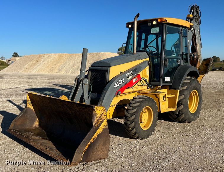 2010 John Deere 410J  backhoe - DP2097