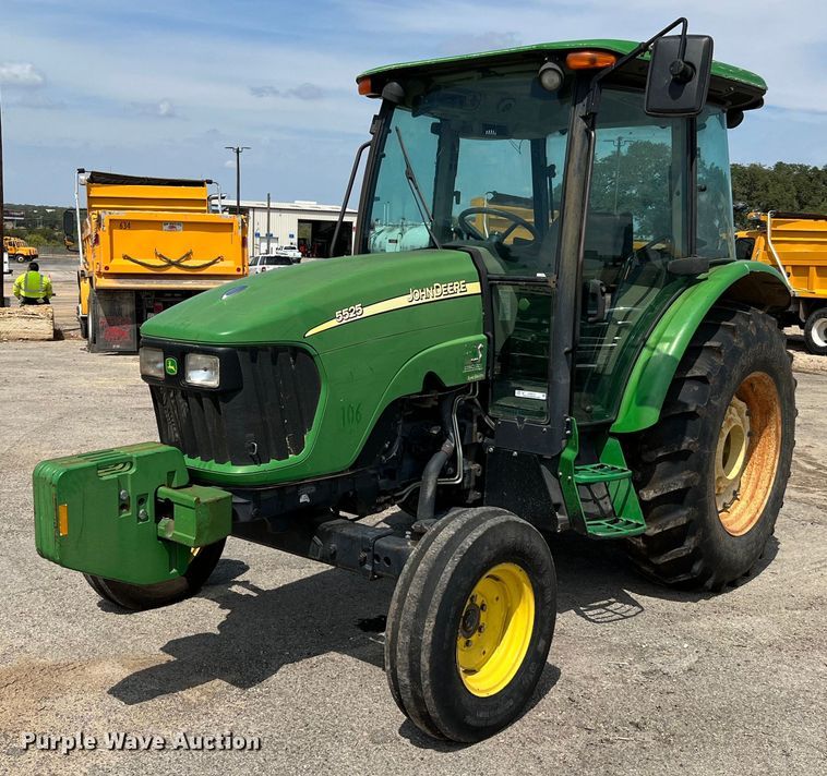 2008 John Deere 5525  tractor - LF9512