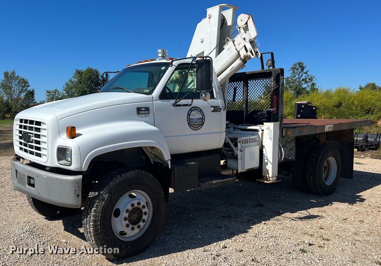 1999 Chevrolet C6500  crane truck - NA9219