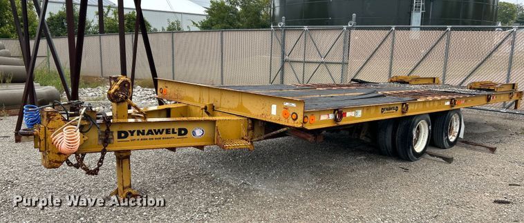 1996 Dynaweld  tilt deck equipment trailer - NQ9900