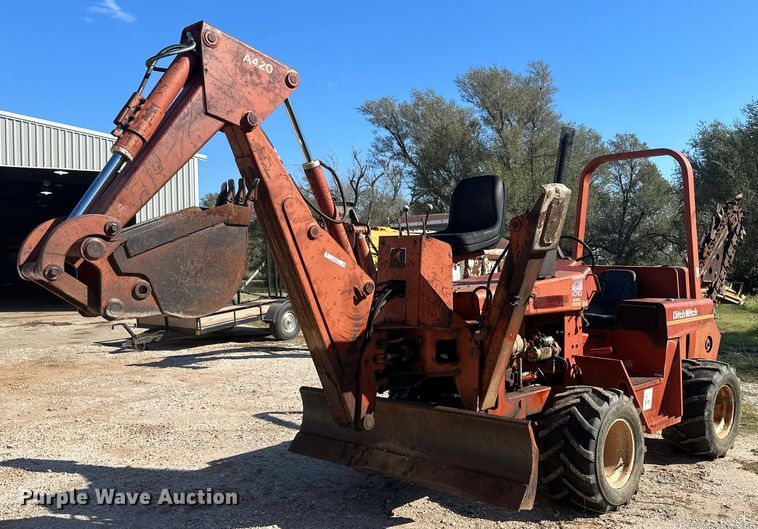 1987 Ditch Witch 4010  trencher - OC9513