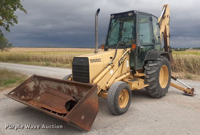 Ford 555C  backhoe - OF9446