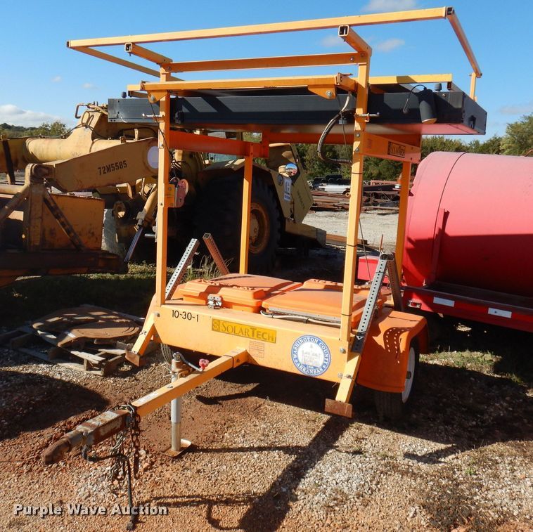 2003 Solartech Silent Messenger II  message board trailer - OG9186