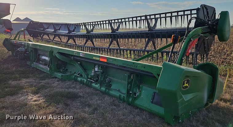John Deere RD35F  flex draper head - DP2464