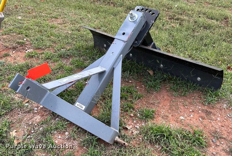 Titan  4104 three point blade  - NQ9386