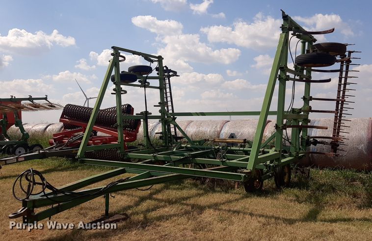 John Deere 1600  chisel - OF9455