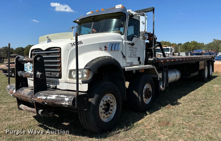 2009 Mack GU713  winch truck - NQ9339