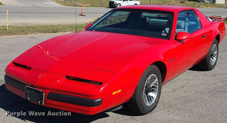 1989 Pontiac Firebird - DK4112