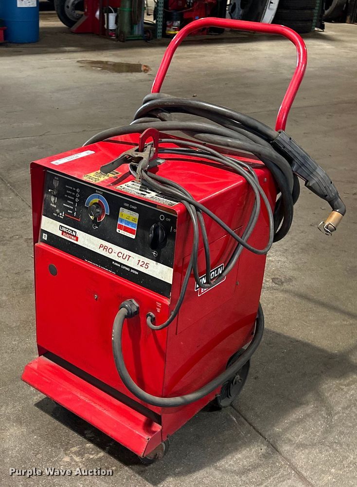 Lincoln Pro-Cut 125  plasma cutter - MQ9487
