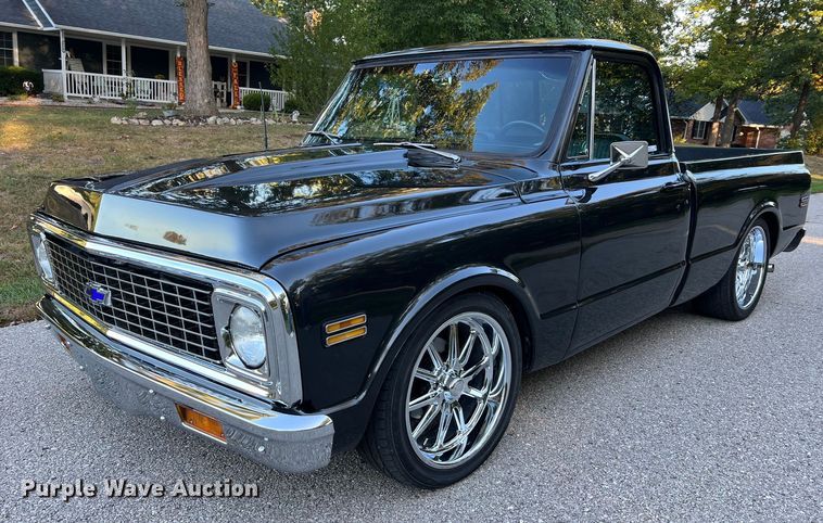 1971 Chevrolet C10  pickup truck - NA9277