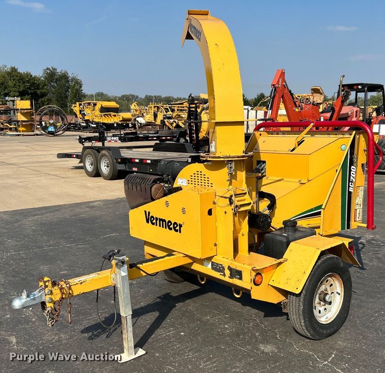 2015 Vermeer BC700XL  wood chipper - NQ9896