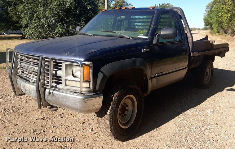 1999 Chevrolet K2500  bale bed pickup truck - OF9511