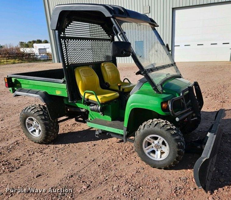 2007 John Deere Gator XUV  utility vehicle - OK9030