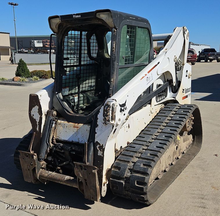 2013 Bobcat T750  tracked skid steer loader - DK1106