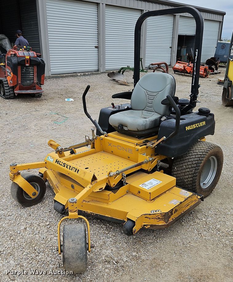 Hustler X-One  ZTR lawn mower - DP2494