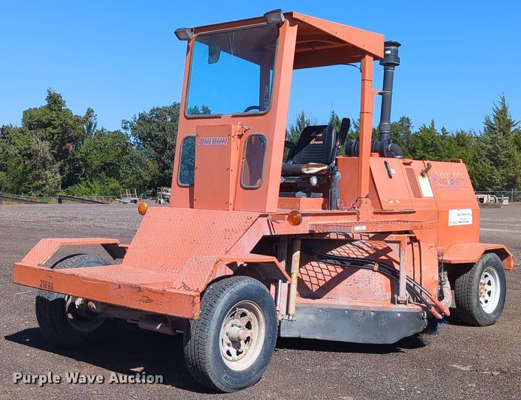 Broce KR350 broom - MX9466