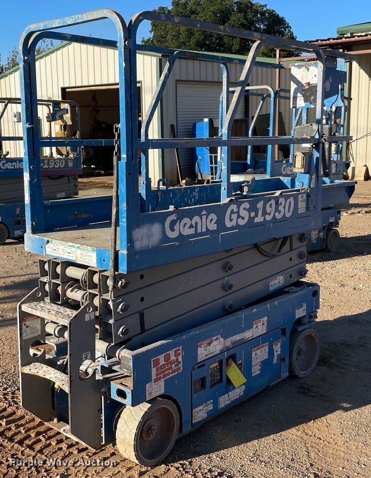 2016 Genie GS-1930  scissor lift - NA9566