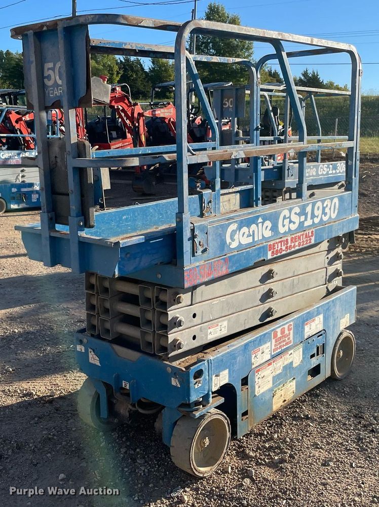 2016 Genie GS-1930  scissor lift - NA9567