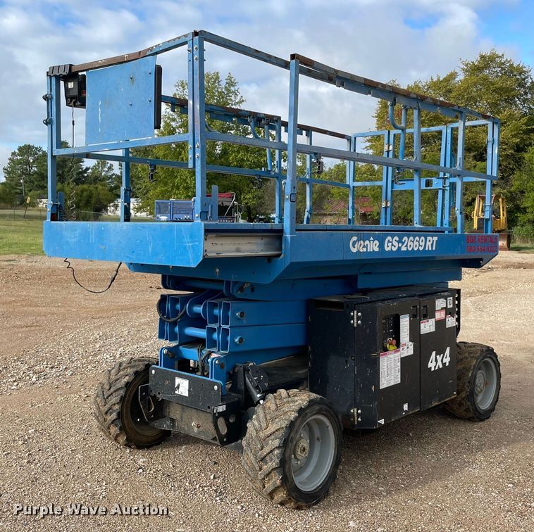 2017 Genie GS-2669RT  scissor lift - NA9578