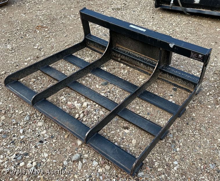 Blue Diamond  compact skid steer land leveler - NA9583