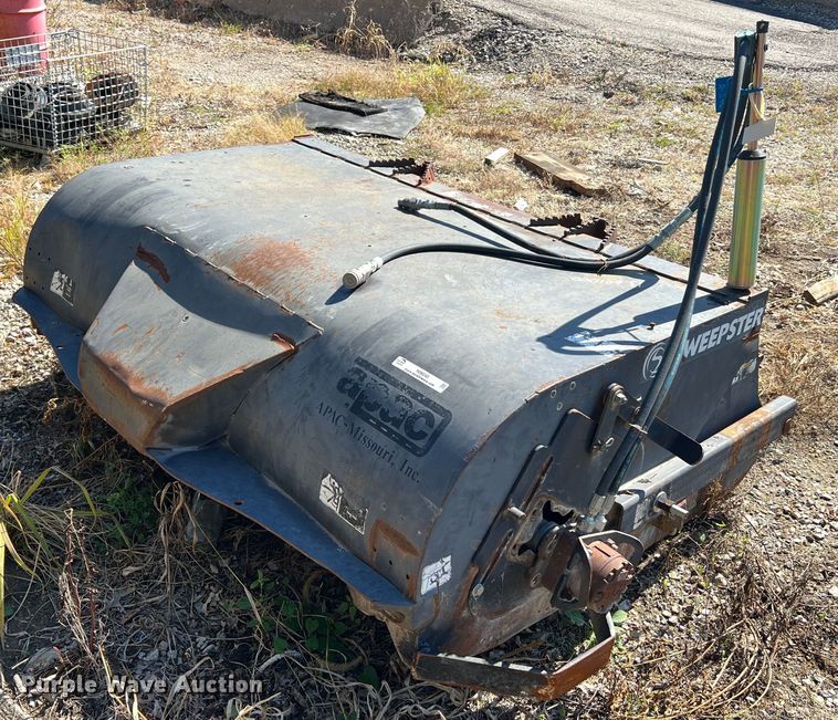 Sweepster 72" W skid steer sweeper - NI9040