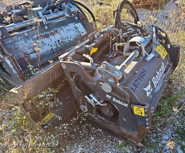2016 Bobcat  40PSL cold planer - NT9997