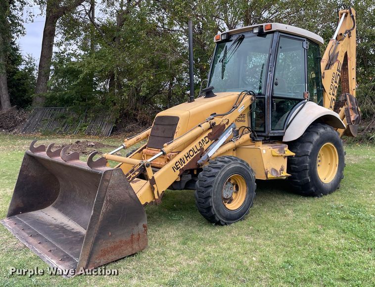 New Holland 555E  backhoe - NX9898