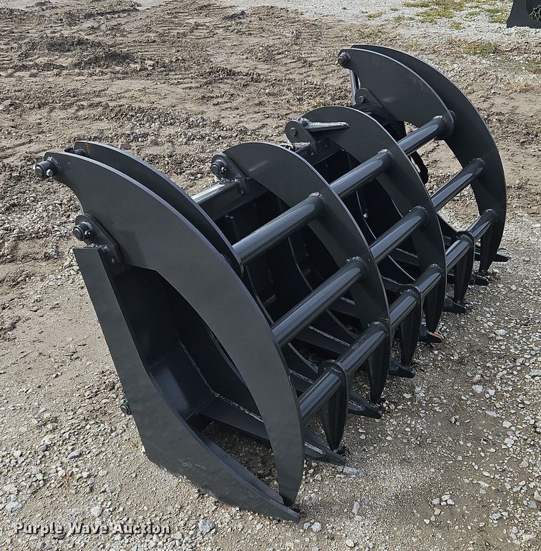 CID HDGR63  63" W skid steer grapple bucket - NZ9035