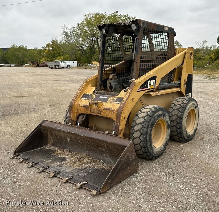 2000 Caterpillar 246 skid steer loader - OA9008