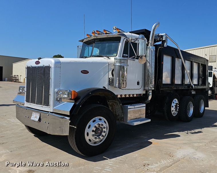 1996 Peterbilt 378  dump truck - OG9475