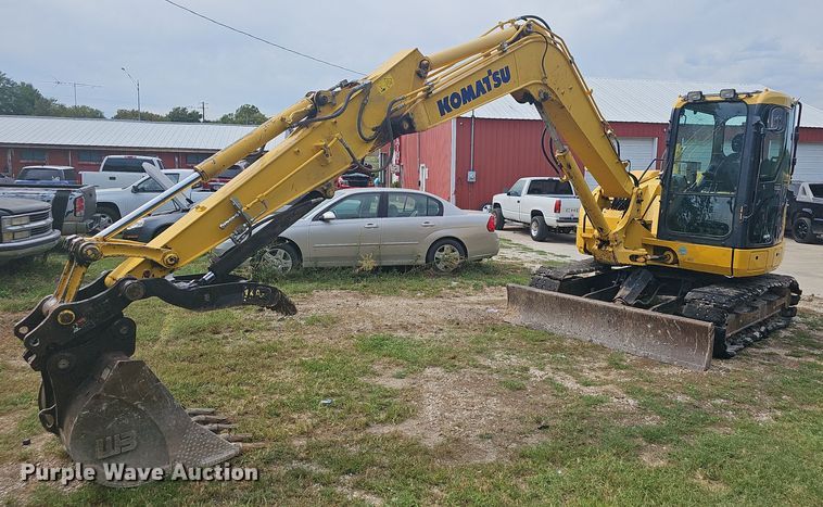 2017 Komatsu PC88MR-10  mini excavator - OG9490