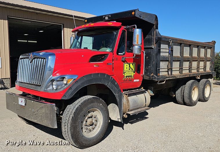 2011 International WorkStar 7600  dump truck - OG9514