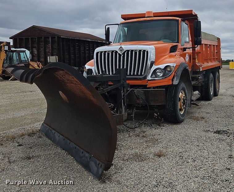 2008 International WorkStar 7600  dump truck - DP6168