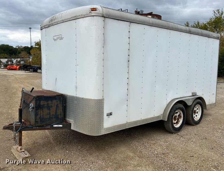2004 Doolittle  enclosed cargo trailer - NI9064
