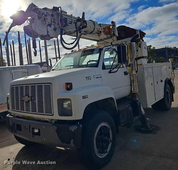 1991  Chevrolet Kodiak  digger derrick truck - NJ9897