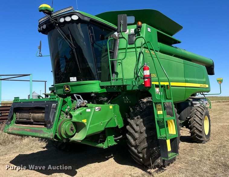 2010 John Deere 9670 STS  combine - DH1856