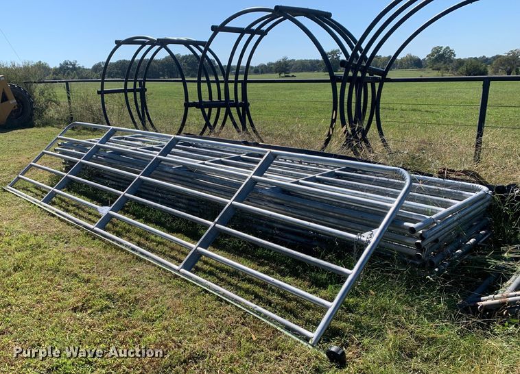 (11) livestock gates - DP8686