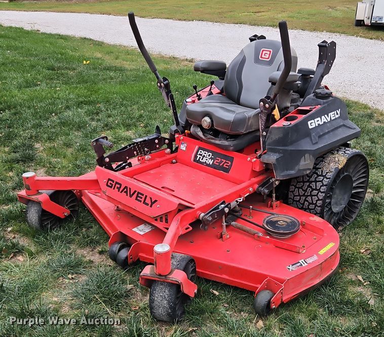 2019 Gravely Pro Turn 272  ZTR lawn mower - LM9280