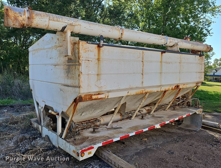 Riggins Co  seed tender bed - OG9534