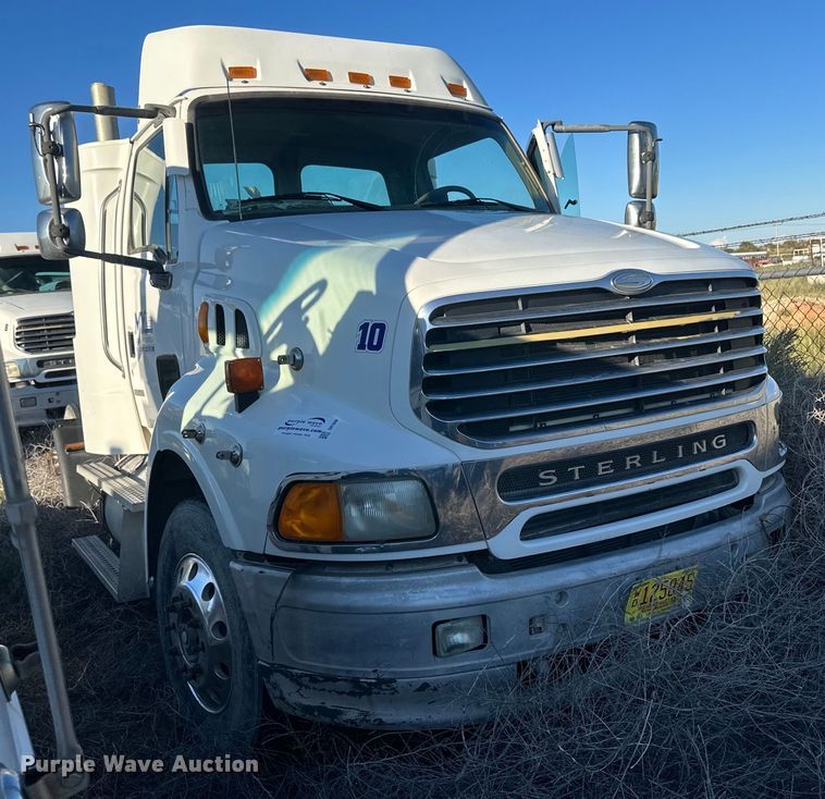 2007 Sterling AT9500  semi truck - DH1846