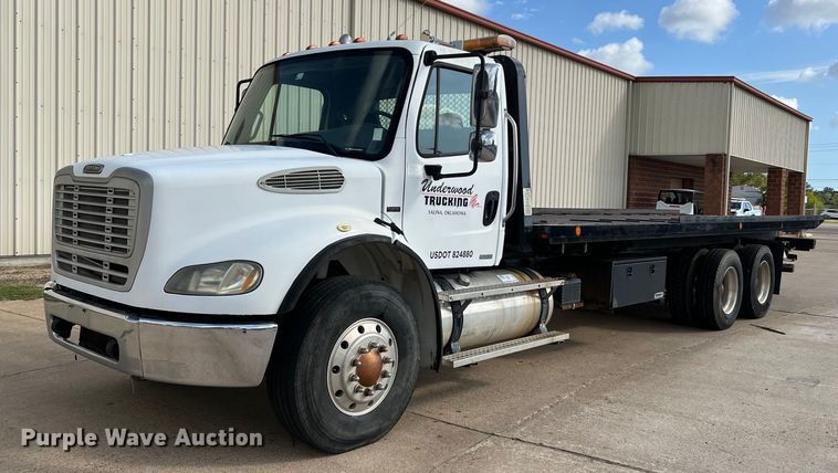 2007 Freightliner Business Class M2  rollback truck - DQ2254