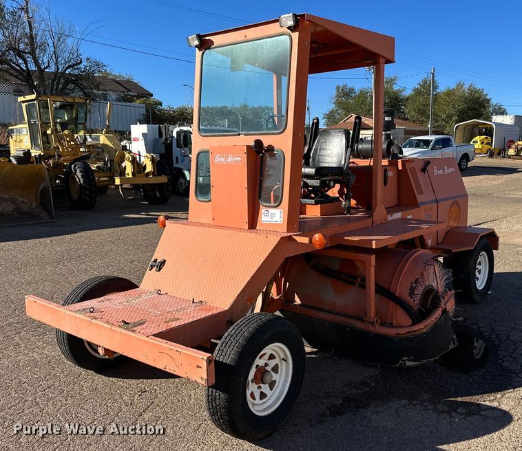 2001 Broce RJ350  broom - DQ1494